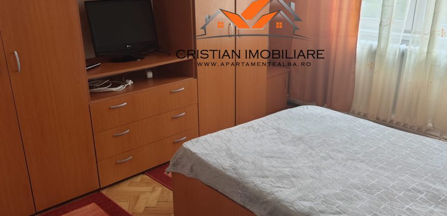 Apartament 3 camere decomandat, etaj 3, mobilat, utilat, Cetate-Mercur!
