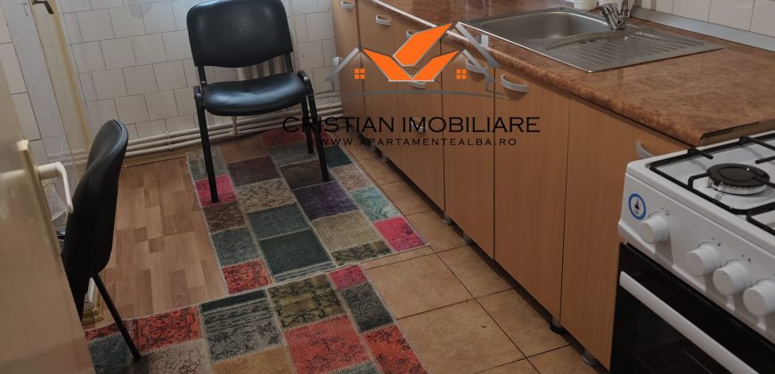 Apartament 3 camere decomandat, etaj 3, mobilat, utilat, Cetate-Mercur!