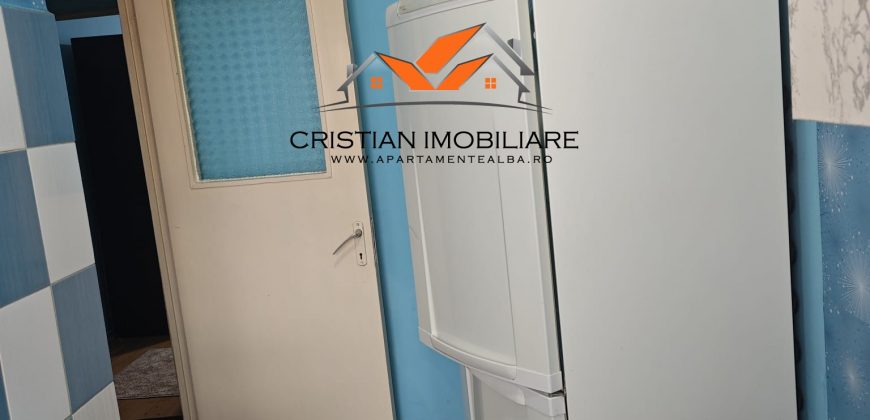 Garsoniera , mobilata, utilata, cu balcon, Cetate-Mercur!