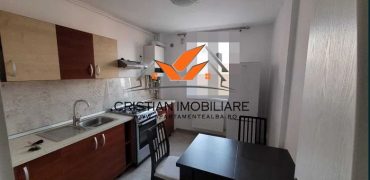 Apartament o camera , etaj 1, bloc nou, cartier rezidential, cu boxa , zona Centru!