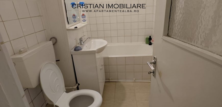 Garsoniera, confort 1, etaj 2, Cetate-Mercur!