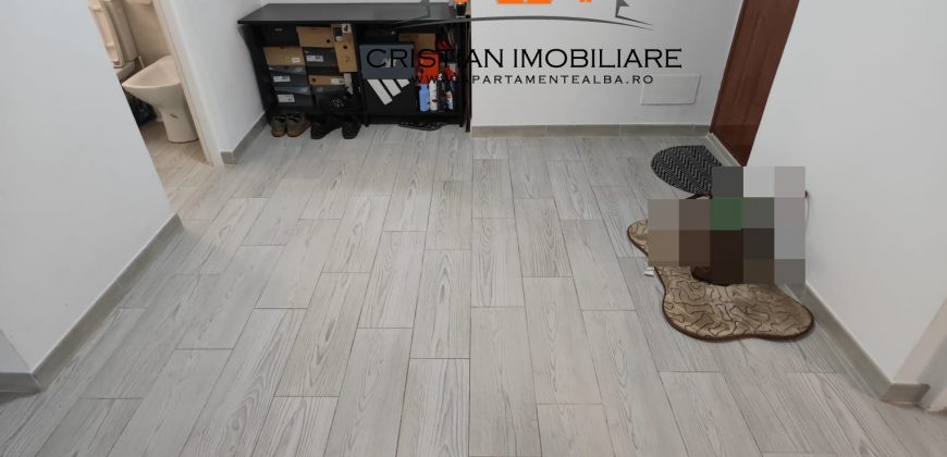 Apartament 2 camere decomandat, etaj 2, finisat, mobilat, utilat, Cetate-Liceul Sportiv!