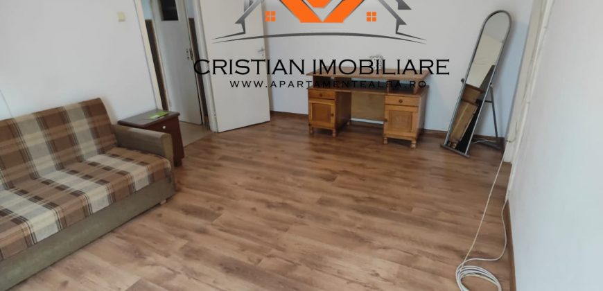 Apartament 3 camere, bloc de caramida, etajul 1, Cetate!