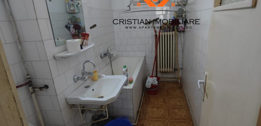 Apartament 3 camere, Parter, dubla vedere, loc de parcare inclus, Cetate!