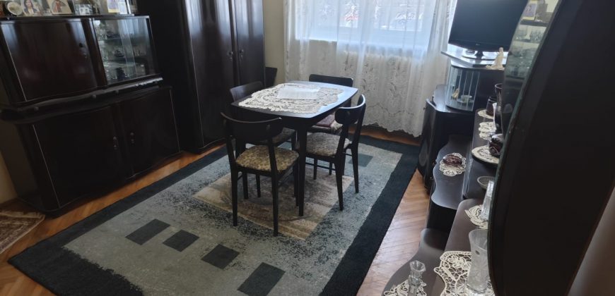 Apartament 3 camere, Parter, dubla vedere, loc de parcare inclus, Cetate!
