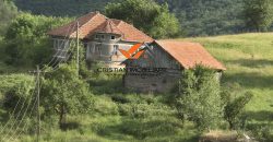 Casa situata in Vintu de jos, cu 11 hectare de pamant !