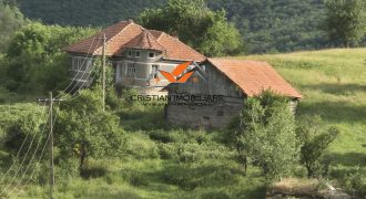 Casa situata in Vintu de jos, cu 11 hectare de pamant !