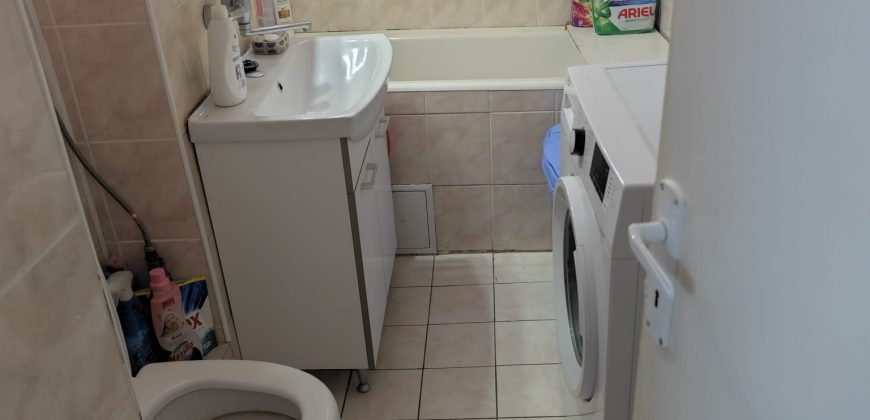 Apartament 2 camere decomandat, mobilat, utilat, Cetate-Closca!