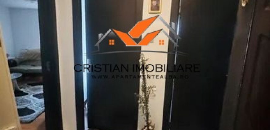 Apartament o camera, bloc de apatamente, etaj 3, zona Bowling !