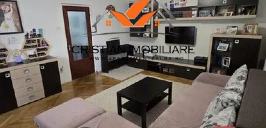 Apartament 2 camere decomandat , etaj 1, cu pivnita, foste proprietati, Cetate!