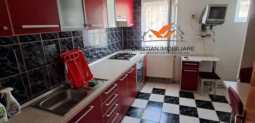 Apartament 3 camere decomandat, etaj 3, mobilat, utilat, Cetate !