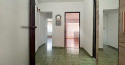 Apartament 2 camere decomandat, etaj 1, 2 balcoane, Cetate, zona Mercur!