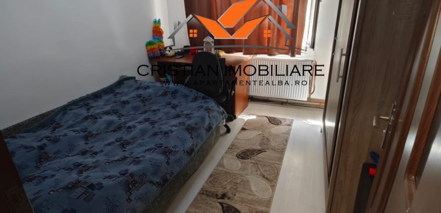 Apartament 3 camere decomandat, Parter, cu acces in curte, Cetate !