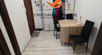 Apartament 3 camere decomandat, Parter, cu acces in curte, Cetate !