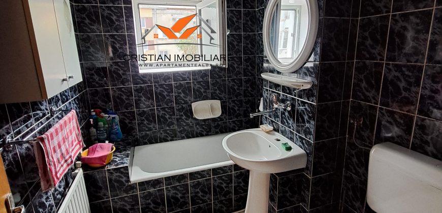 Apartament 3 camere decomandat, etaj 3, mobilat, utilat, Cetate !