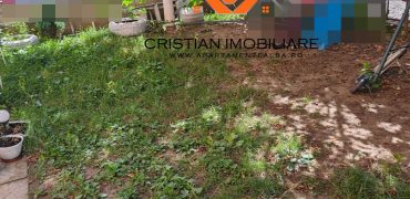 Apartament 3 camere decomandat, Parter, cu acces in curte, Cetate !