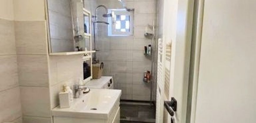 Apartament 2 camere, mobilat, utilat, Cetate !