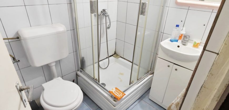 Apartament 2 camere, mobilat, utilat, Cetate!