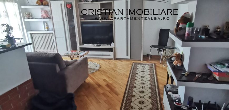 Apartament 2 camere, mobilat, utilat, Cetate-Mercur!
