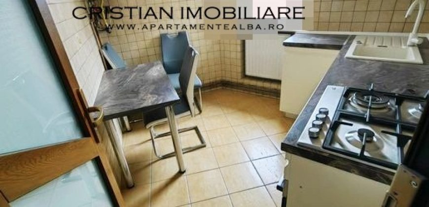 Garsoniera , finisata, mobilata, utilata, Cetate, aproape de Liceul Sportiv!
