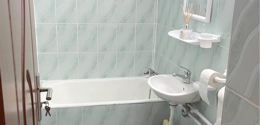 Apartament 2 camere decomandat, etaj 2, mobilat, utilat, Cetate!