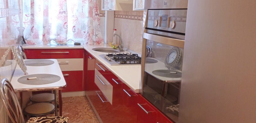 Apartament 2 camere etaj 3, finisat, mobilat, utilat, Blaj!