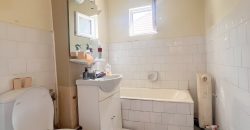 Apartament 4 camere, etaj 1, 2 bai, pivnita, garaj, Cetate!