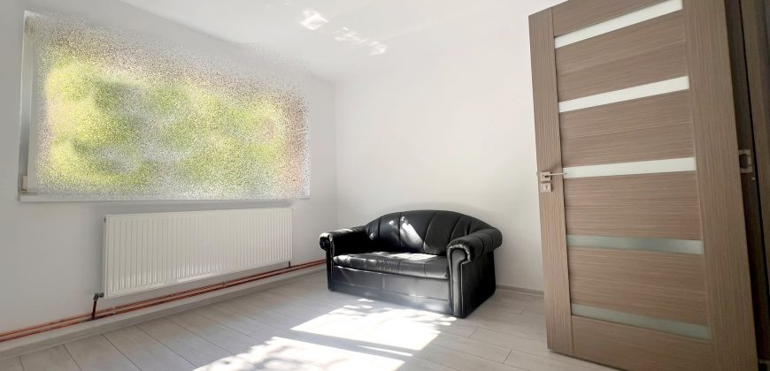 Apartament 2 camere , parter, renovat, Centru!