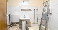 Apartament 4 camere, etaj 1, 2 bai, pivnita, garaj, Cetate!