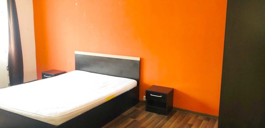 Apartament 2 camere decomandat, mobilat-utilat, Cetate-Mercur, etajul 1!