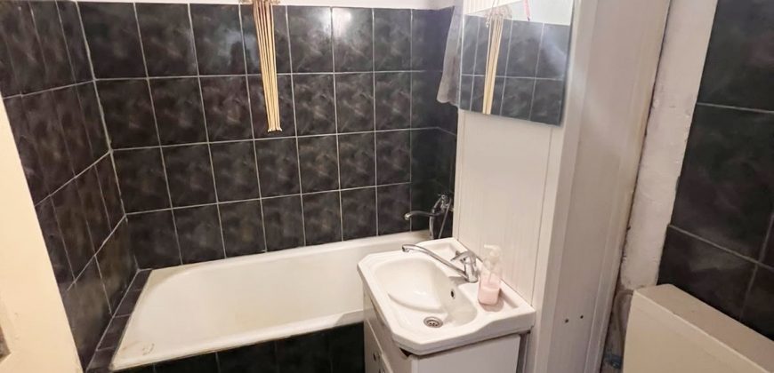 Apartament 3 camere, decomandat, Cetate-B-dul Transilvaniei!