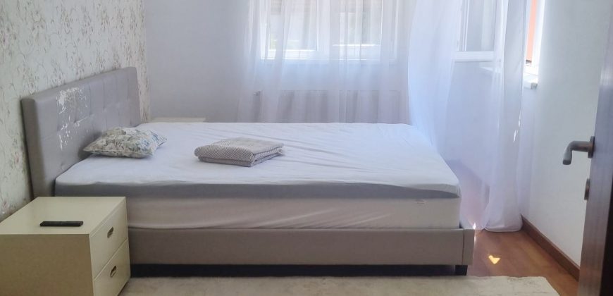 Apartament 2 camere , decomandat, Parter cu balcon, finisat, mobilat, utilat, Centru, bloc nou !