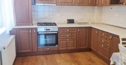 Apartament 2 camere , decomandat, Parter cu balcon, finisat, mobilat, utilat, Centru, bloc nou !