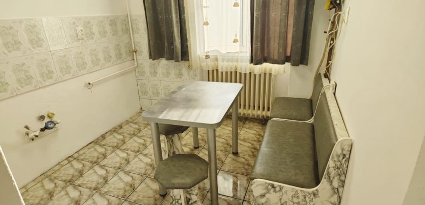 Apartament 2 camere, bloc de caramida, finisat, zona B-dul Transilvaniei!