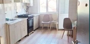 Apartament 2 camere decomandat, etaj 1, boxa, 2 balcoane, zona Bazin Olimpic!