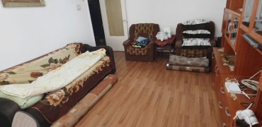 Apartament 3 camere decomandat, etaj 1, 2 bai, Cetate!