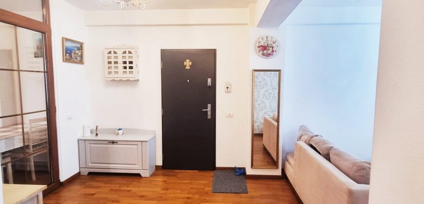Apartament 2 camere , decomandat, Parter cu balcon, finisat, mobilat, utilat, Centru, bloc nou !