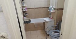 Apartament 3 camere decomandat, etaj 1, 2 bai, Cetate!