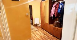 Apartament 3 camere decomandat ,finisat, Parter inalt, 2 bai, balcon, Cetate !