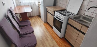 Apartament 2 camere decomandat, mobilat, utilat ,zona Sub Stadion !