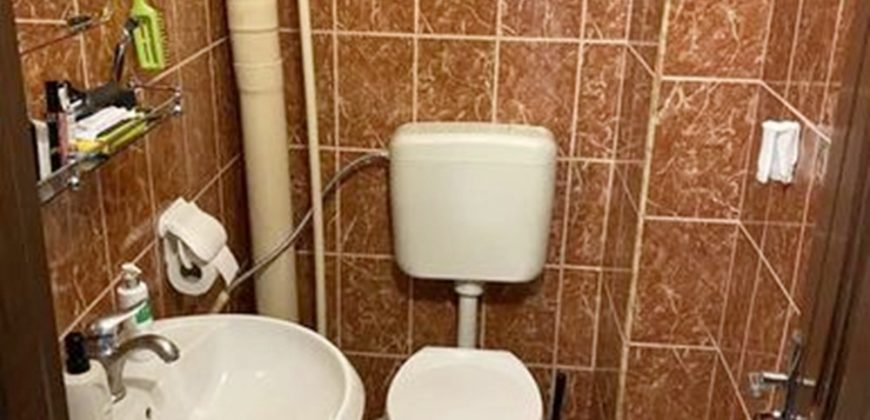 Apartament 3 camere, 2 bai, mobilat-utilat, etaj 3, Cetate-Mercur
