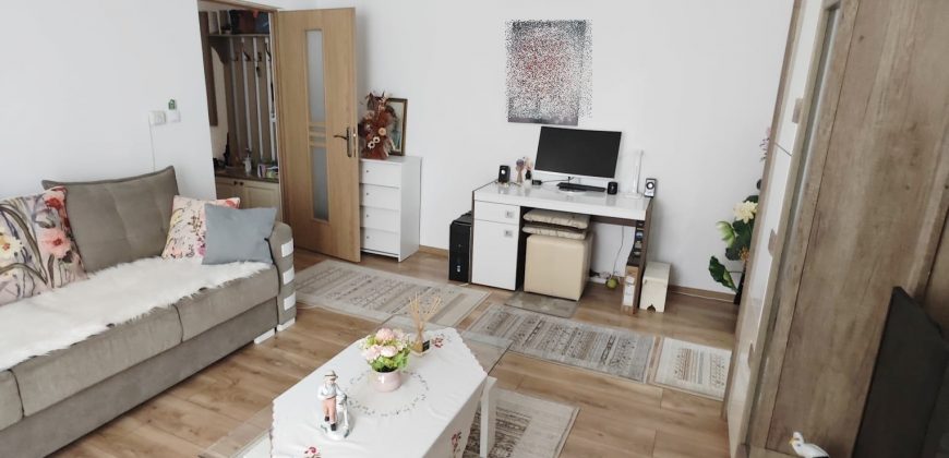 Apartament 2 camere, finisat, mobilat,utilat, Cetate!
