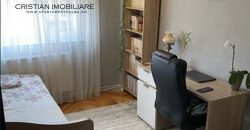 Apartament 3 camere, 2 bai, mobilat-utilat, etaj 3, Cetate-Mercur
