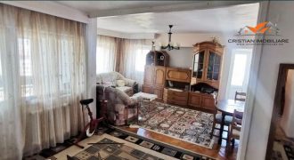 Apartament 3 camere decomandat, mobilat, utilat,bloc cu lift ,Centru !
