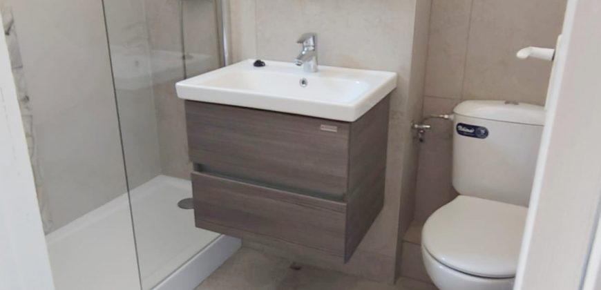 Apartament 3 camere decomandat, finisat, bloc de caramida !