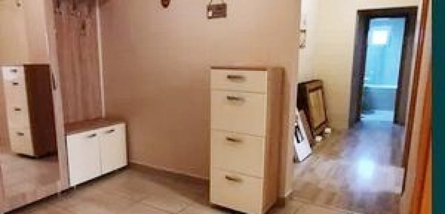 Apartament 3 camere decomandat, etaj 1, mobilat, utilat, Cetate!