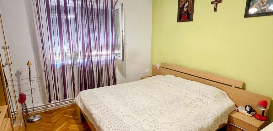Apartament 4 camere decomandat, etaj 3, finisat, mobilat, utilat, CETATE!