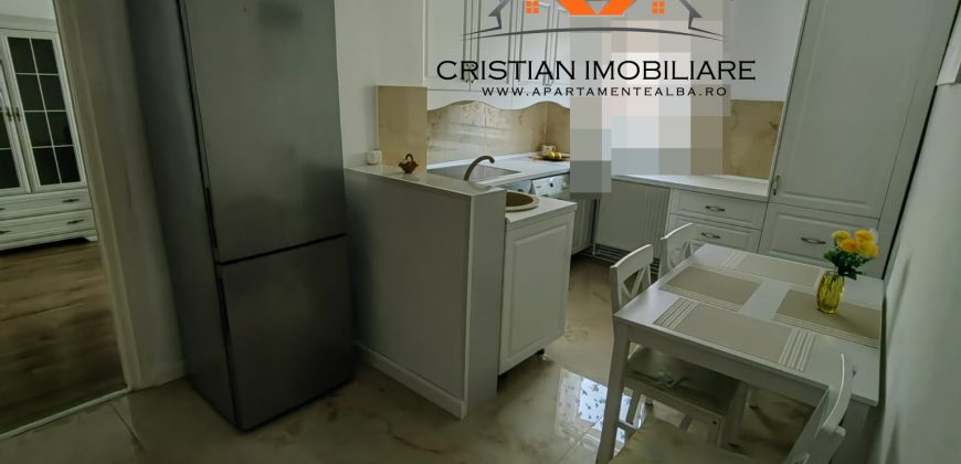 Apartament 3 camere decomandat, etaj 2, finisat, mobilat, utilat, Cetate-Mercur !