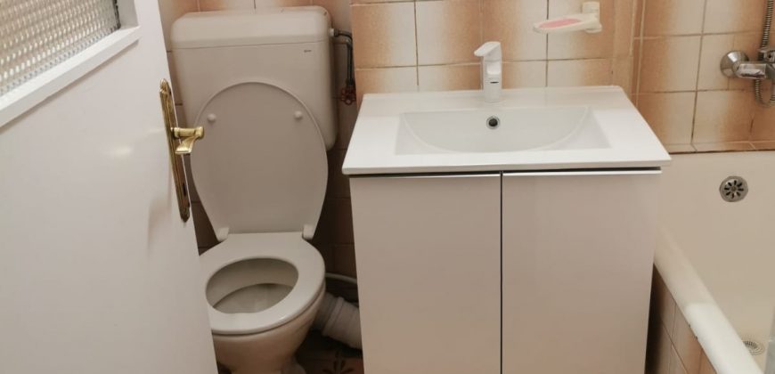 Apartament 3 camere, etaj 2, mobilat, utilat, Cetate!