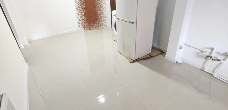 Apartament 2 camere decomandat, Parter cu balcon, finisat complet, Cetate-Piata !